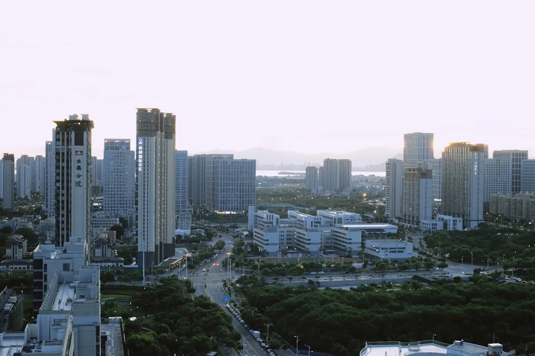 装配式钢结构建筑与传统混凝土结构综合成本对比分析